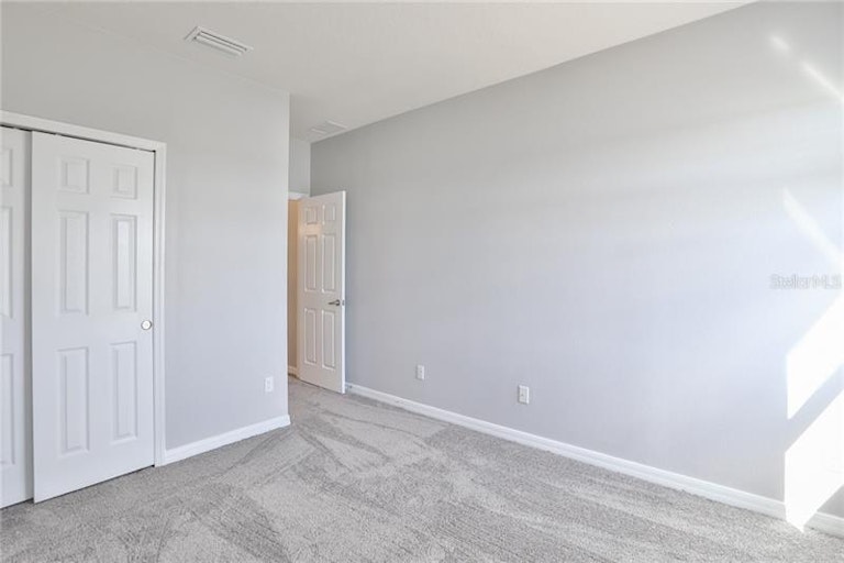 Photo 17 of 25 - 723 Parker Den Dr, Ruskin, FL 33570