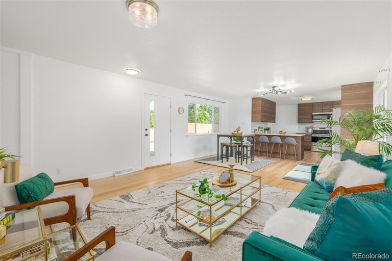 Photo 5 of 27 - 4650 Otis St, Wheat Ridge, CO 80033