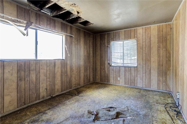 Photo 2 of 18 - 1065 Olive Ave, Long Beach, CA 90813