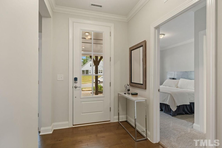 Photo 3 of 25 - 167 Sea Foam Dr, Raleigh, NC 27610