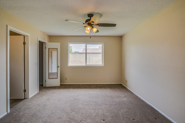Photo 10 of 20 - 3608 W Bluefield Ave, Glendale, AZ 85308