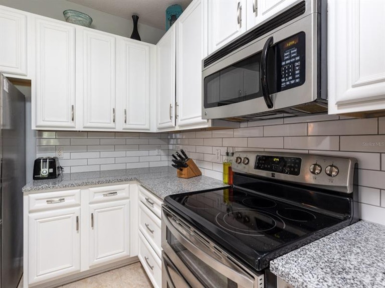 Photo 9 of 36 - 2616 Balforn Tower Way, Winter Garden, FL 34787