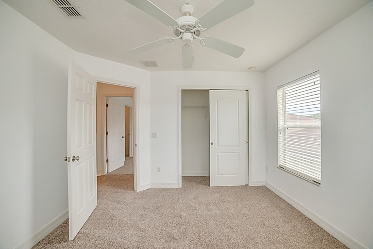 Photo 9 of 22 - 509 First Cape Coral Dr, Winter Garden, NC 34787