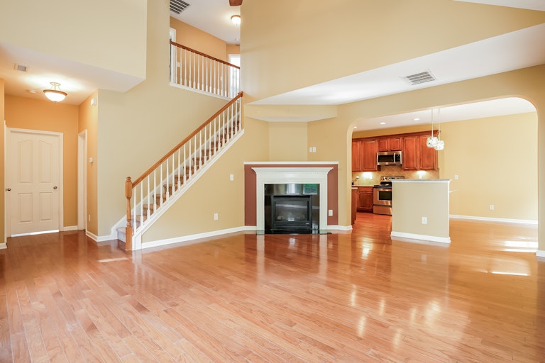 Photo 2 of 23 - 424 Hilltop View St, Cary, NC 27513