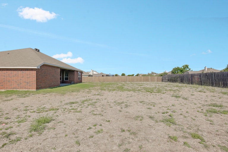 Photo 26 of 26 - 225 Brandi Ridge Dr, Midlothian, TX 76065