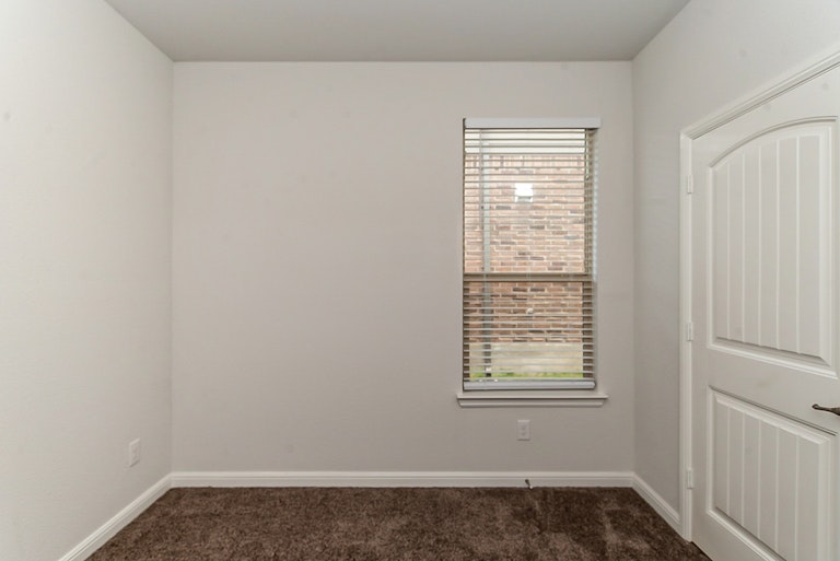 Photo 21 of 25 - 9433 Blaine Dr, Fort Worth, TX 76177