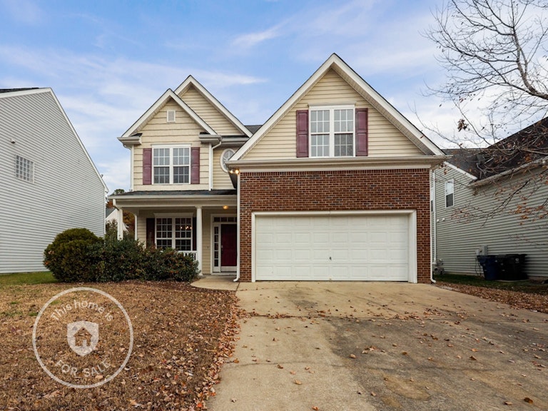 Photo 1 of 26 - 8108 Rolling Glenn Dr, Raleigh, NC 27616