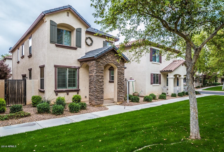 Photo 4 of 30 - 3913 S Napa Ln, Gilbert, AZ 85297