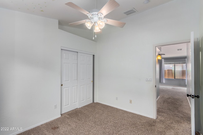 Photo 22 of 38 - 41559 N Ranch Dr, San Tan Valley, AZ 85140