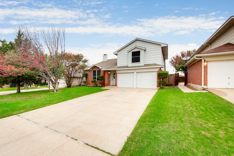 Photo 25 of 26 - 1820 Whispering Cove Trl, Fort Worth, TX 76134