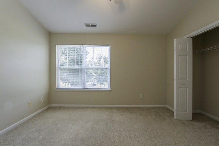Photo 11 of 15 - 3747 Bison Hill Ln, Raleigh, NC 27604