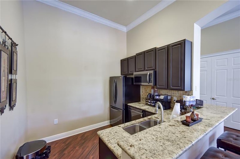 Photo 28 of 35 - 10103 Courtney Palms Blvd #202, Tampa, FL 33619