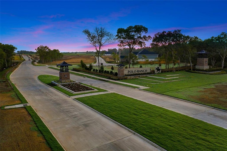 Photo 4 of 6 - 7810 Wayman Pass, Fulshear, TX 77441