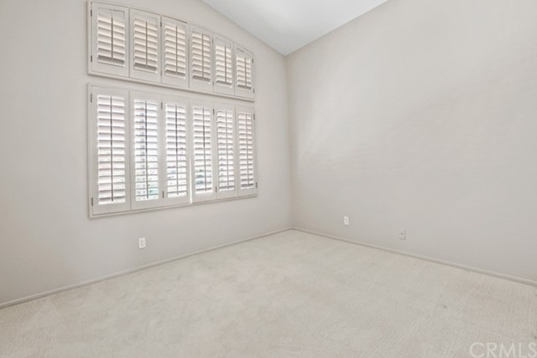Photo 14 of 23 - 28531 Camelback Rd, Trabuco Canyon, CA 92679