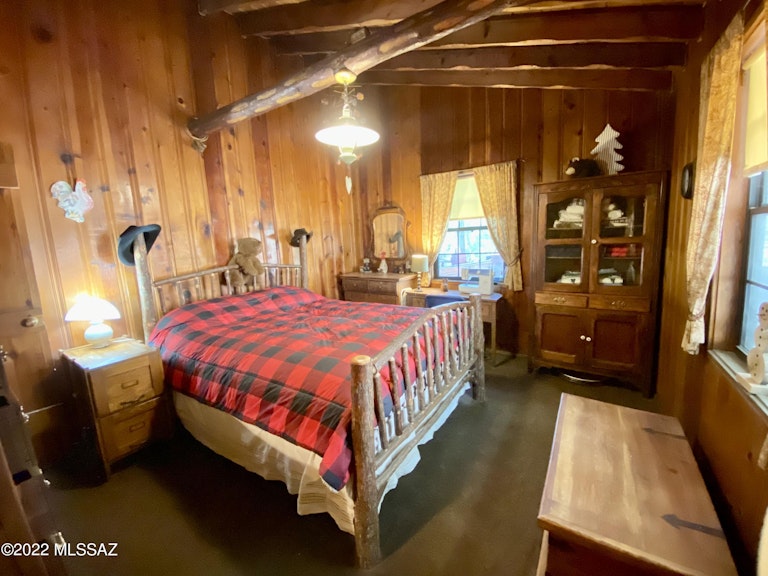 Photo 9 of 32 - 12708 N Sabino Canyon Pkwy, Mount Lemmon, AZ 85619