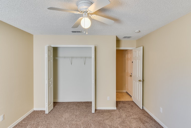 Photo 24 of 29 - 15169 Moultrie Pointe Rd, Orlando, FL 32828