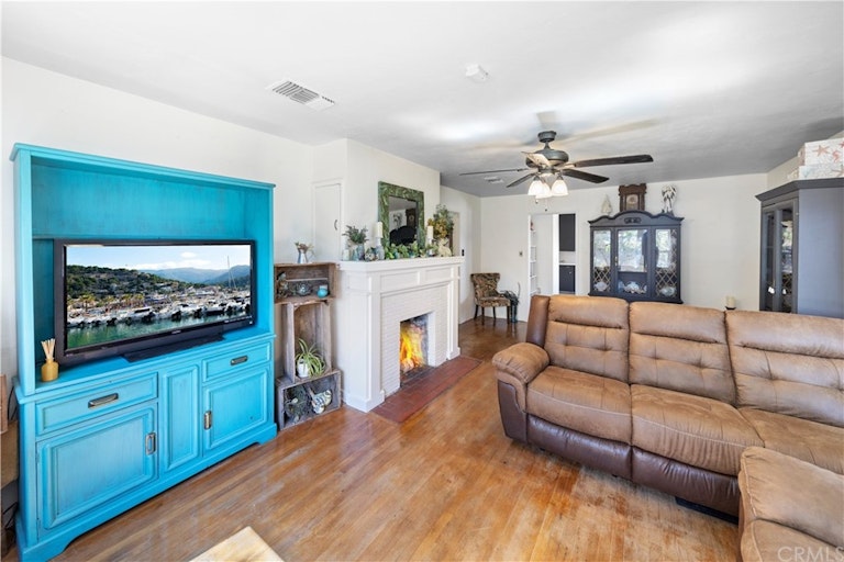 Photo 8 of 38 - 34273 Avenue E, Yucaipa, CA 92399