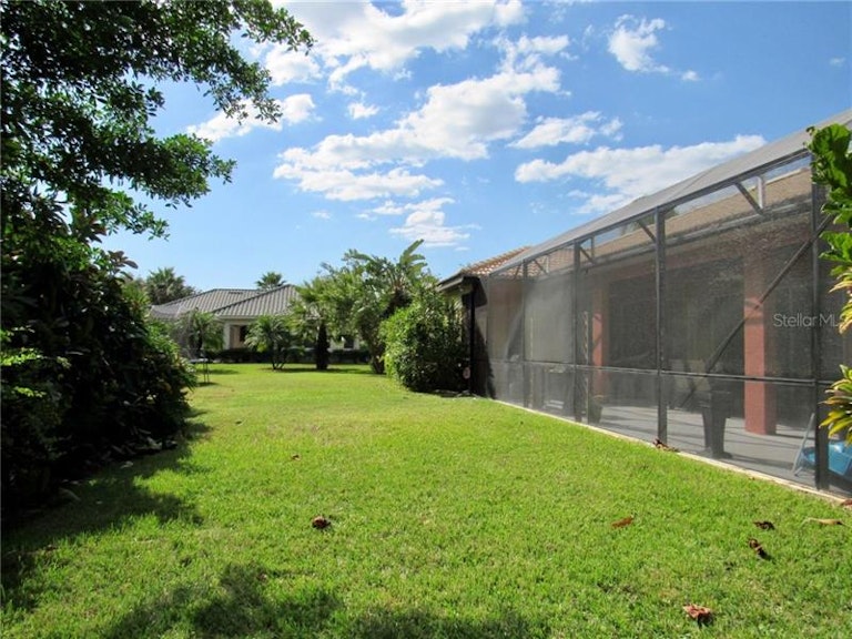 Photo 21 of 22 - 13010 Peregrin Cir, Bradenton, FL 34212