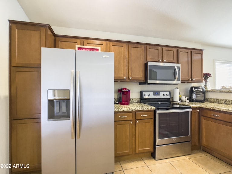 Photo 7 of 27 - 12313 W Corrine Dr, El Mirage, AZ 85335