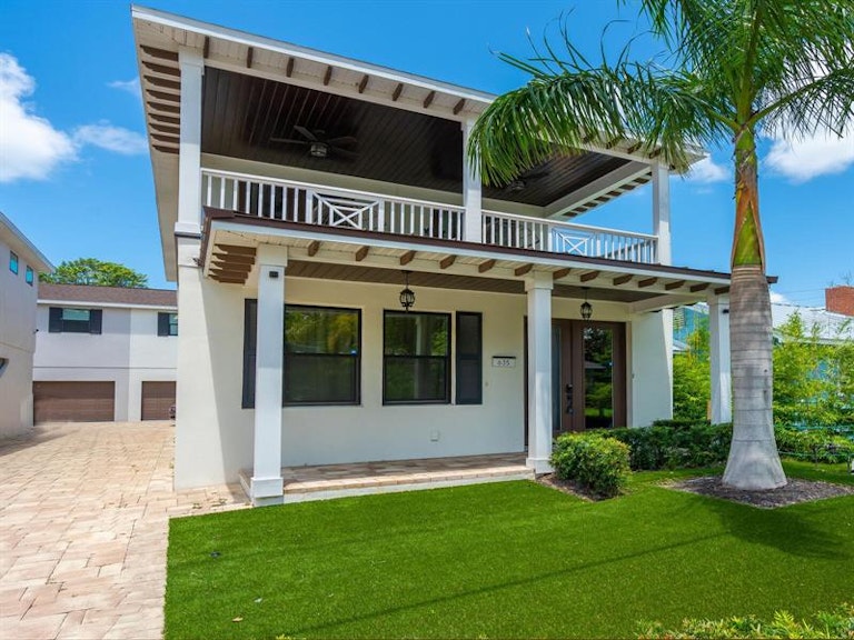 Photo 1 of 69 - 635 N Osprey Ave, Sarasota, FL 34236