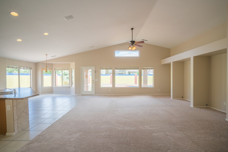 Photo 4 of 25 - 13348 W Banff Ln, Surprise, AZ 85379
