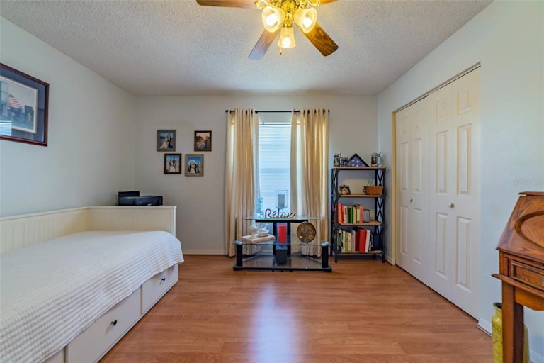 Photo 33 of 58 - 7704 Tessa Dr, Zephyrhills, FL 33540
