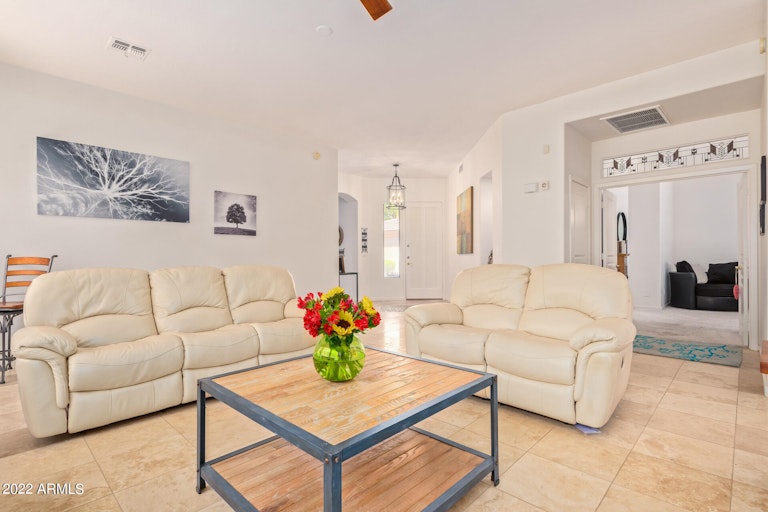 Photo 8 of 34 - 3903 E Carson Rd, Phoenix, AZ 85042