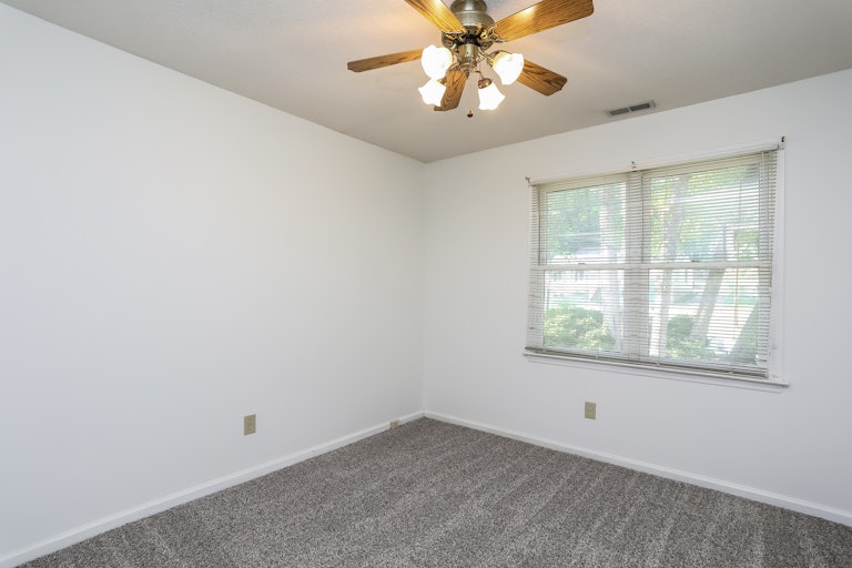 Photo 19 of 24 - 7240 Mine Shaft Rd, Raleigh, NC 27615