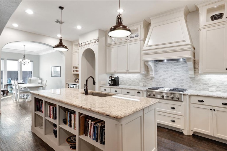 Photo 5 of 35 - 7571 Orchard Hill Ln, Frisco, TX 75035