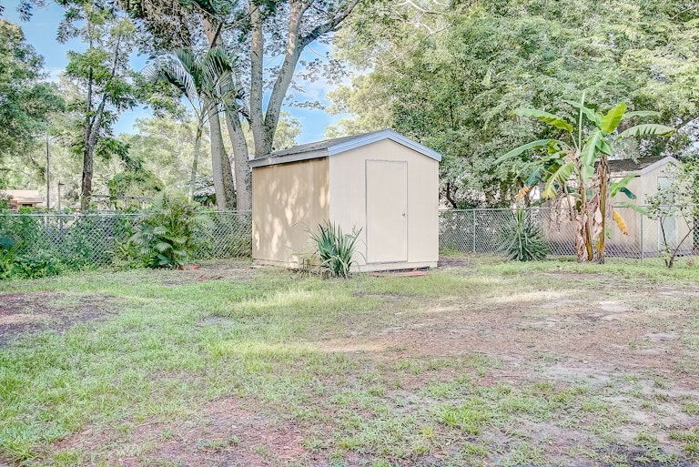Photo 28 of 28 - 1915 2nd Dr, Sanford, FL 32771
