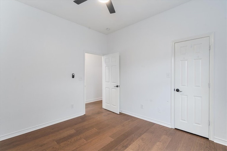 Photo 23 of 34 - 411 Seawind, Lakeway, TX 78734