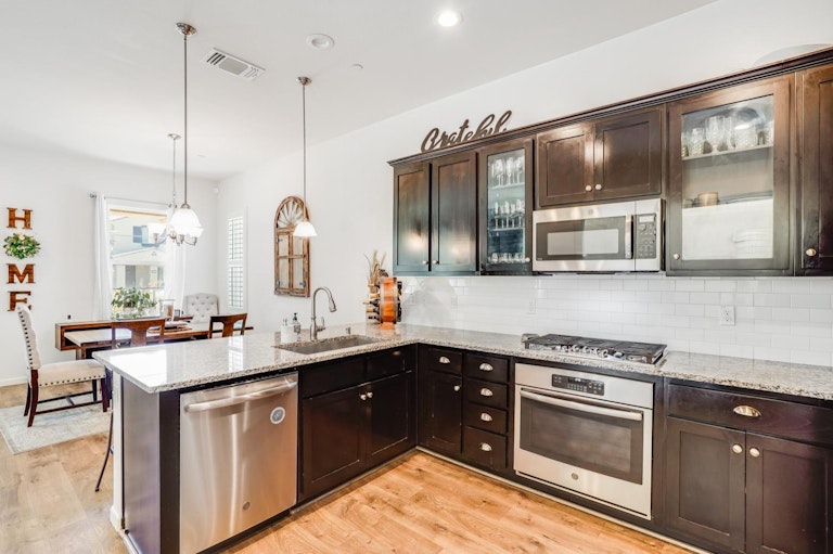 Photo 9 of 29 - 4478 Natomas Central Dr, Sacramento, CA 95834