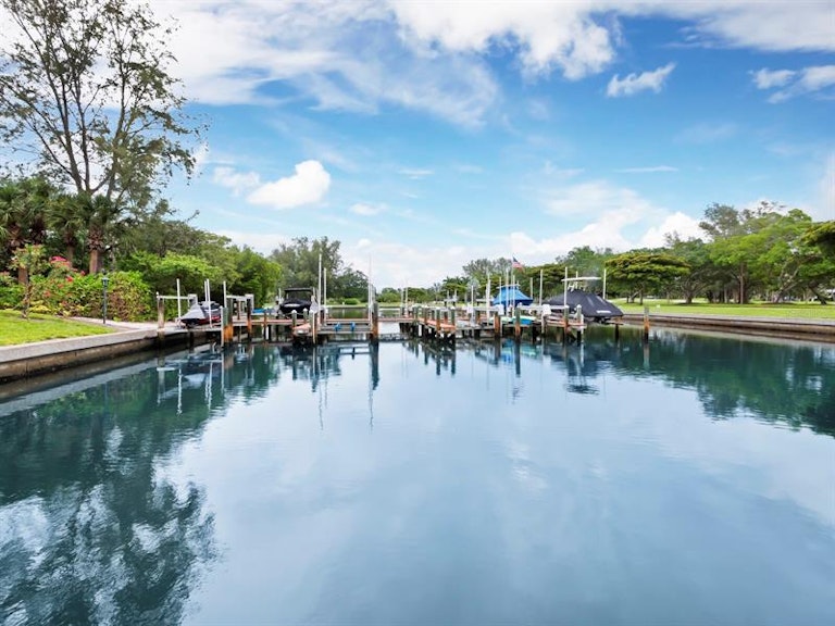Photo 51 of 68 - 617 Weston Pointe Ct, Longboat Key, FL 34228