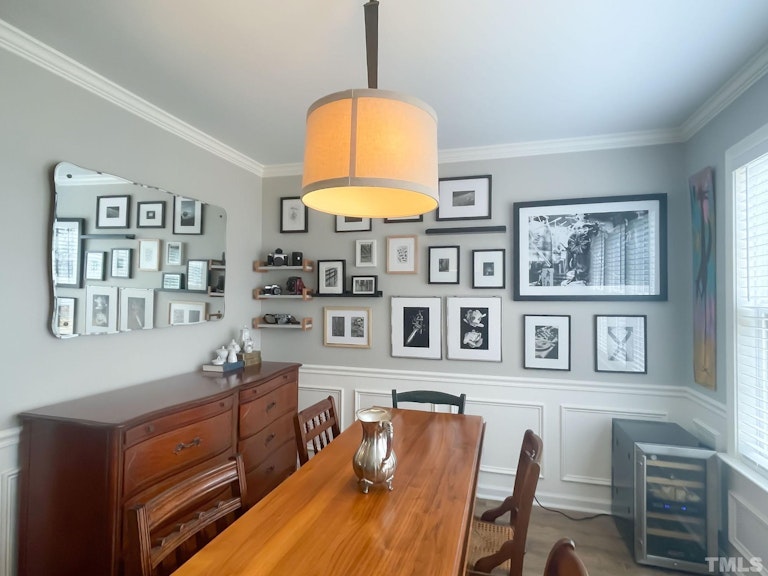 Photo 7 of 21 - 2408 Summit Dr, Hillsborough, NC 27278