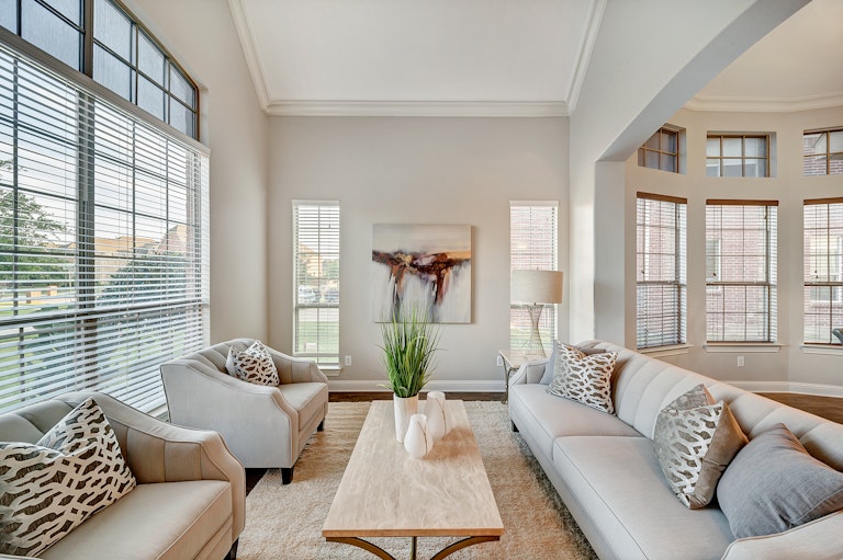Photo 18 of 43 - 2740 Cape Pearl Dr, Grand Prairie, TX 75054