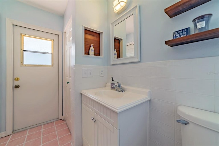 Photo 30 of 58 - 7704 Tessa Dr, Zephyrhills, FL 33540