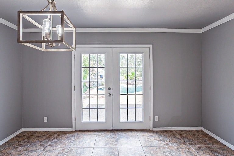 Photo 10 of 21 - 7810 Bur Oak Way, San Antonio, TX 78223