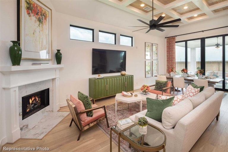 Photo 9 of 37 - 7511 River Birch Ct, Katy, TX 77493
