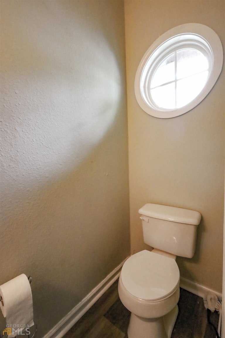Photo 23 of 24 - 407 Creel Pl, Atlanta, GA 30349