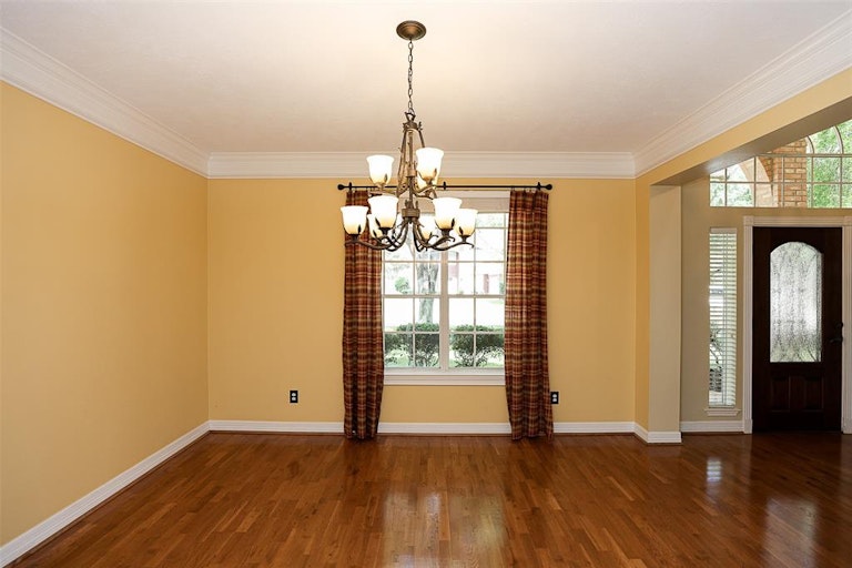 Photo 8 of 50 - 16011 Camillia Trl, Tomball, TX 77377