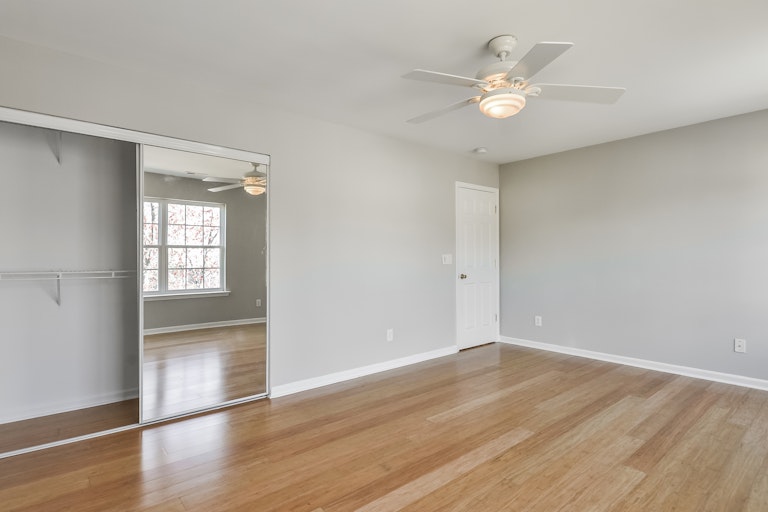 Photo 21 of 24 - 5100 Marathon Ln, Raleigh, NC 27616