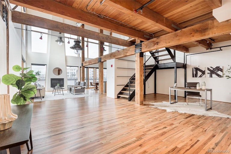 Photo 5 of 37 - 2960 Inca St #508, Denver, CO 80202