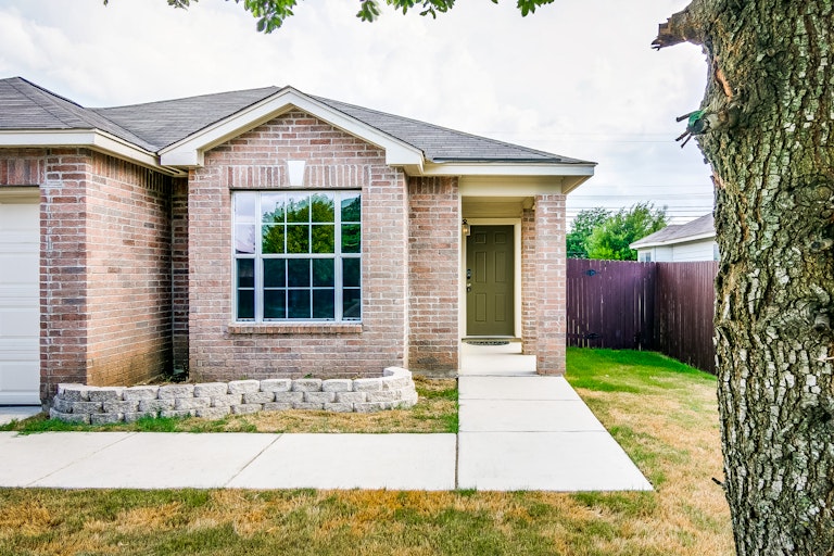 Photo 21 of 24 - 8626 Laguna Rio, San Antonio, TX 78251