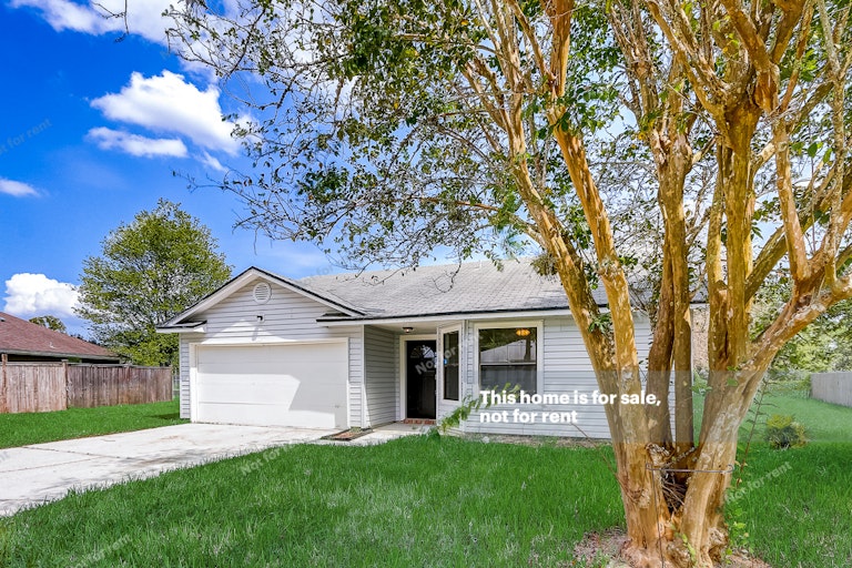 Photo 9 of 31 - 1937 Apopka Dr, Middleburg, FL 32068
