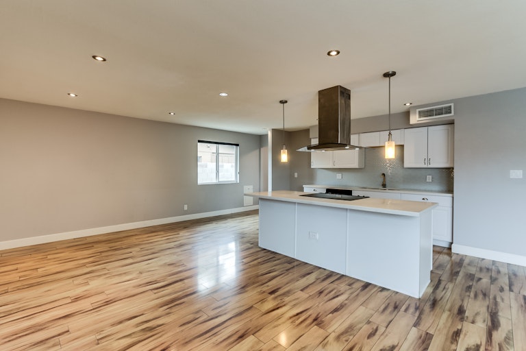 Photo 15 of 34 - 927 N Sean Dr, Chandler, AZ 85224
