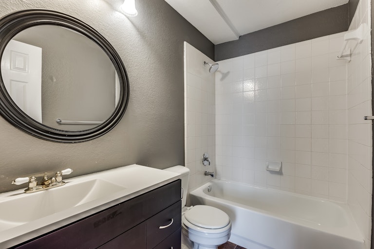 Photo 17 of 20 - 5424 Pebble Ct, McKinney, TX 75070