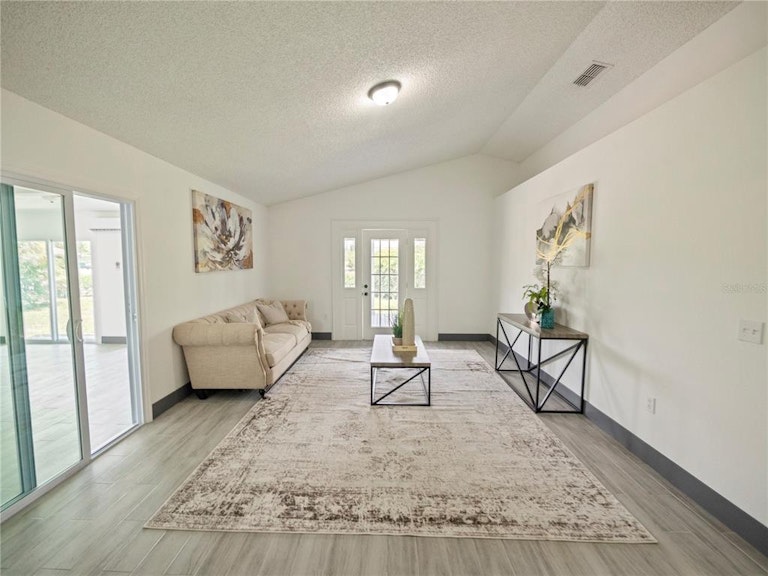 Photo 20 of 38 - 1902 Paragon St, Deltona, FL 32738