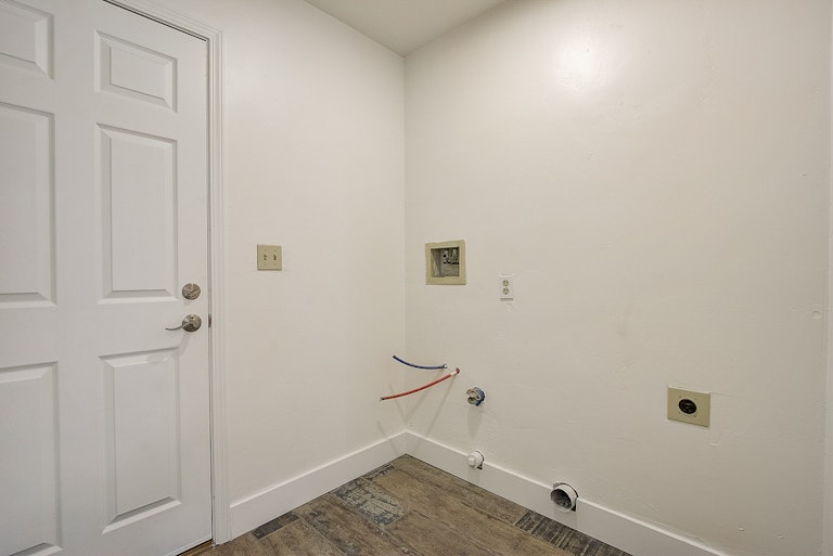 Photo 28 of 32 - 6724 Folkstone Way, Elk Grove, CA 95758