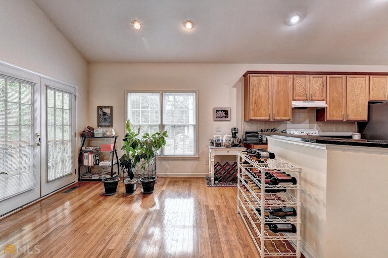 Photo 12 of 56 - 725 Gran Heritage Way, Dacula, GA 30019