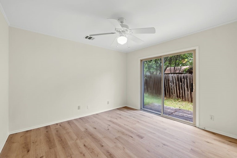 Photo 20 of 26 - 12904 Trailwood Rd, Austin, TX 78727